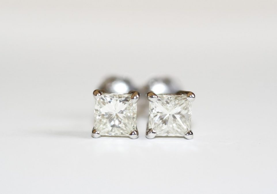 best lab grown diamond earrings