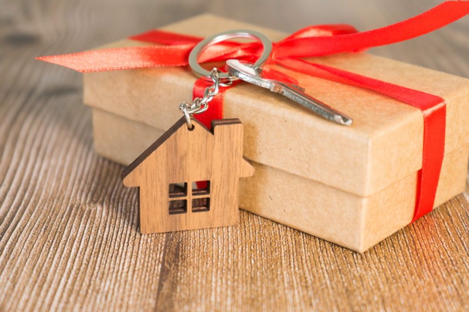 gifts for new homeowners